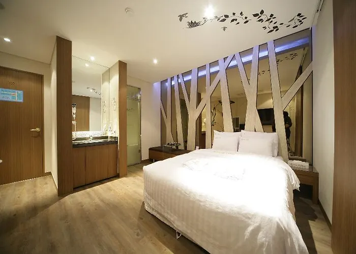 La Nuit 3*