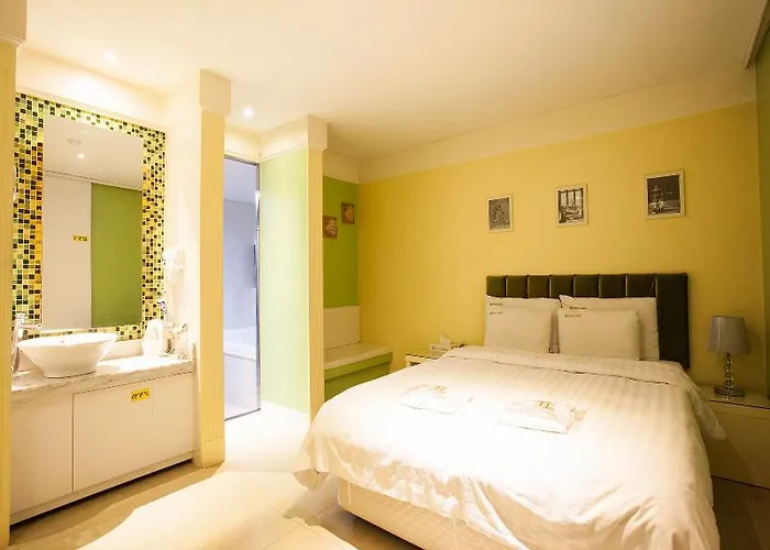 Hotel La Nuit